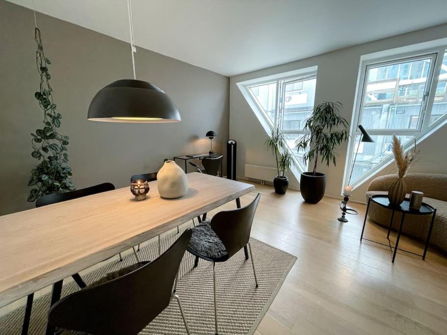 Suitetrails - Lys lejlighed ved vandet