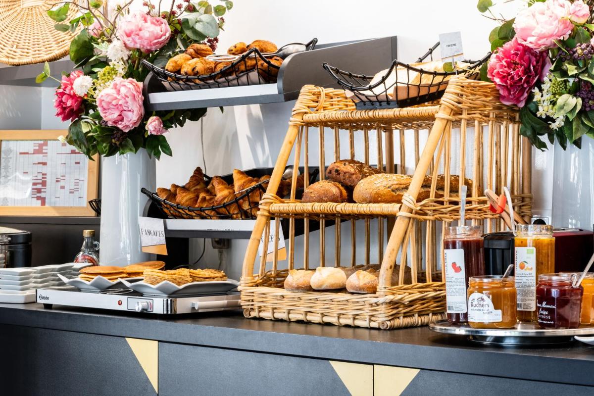Nourriture dans l'hôtel ou à proximité