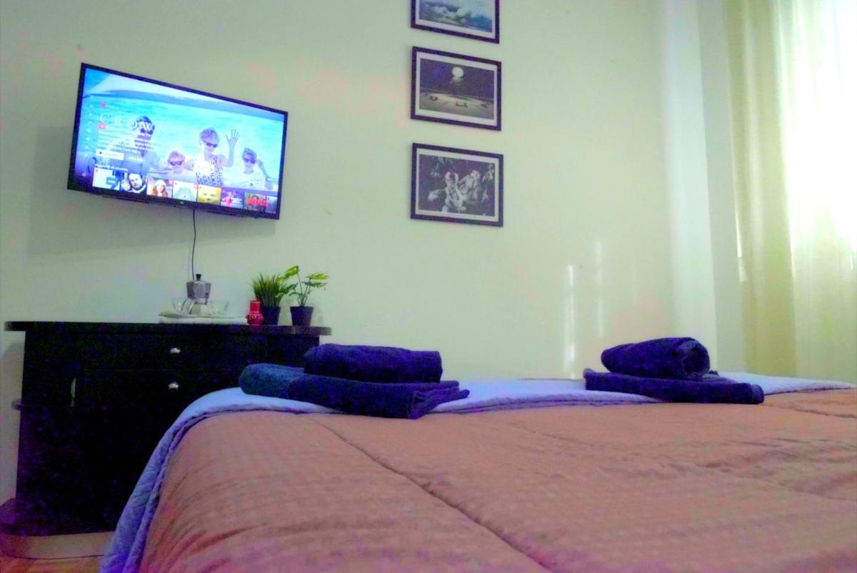 Rooms at Epica B&B Apartment - Housity