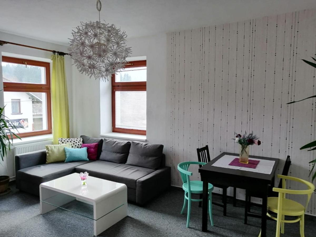 Na Pekárně - Housity