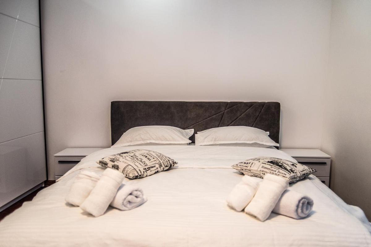 Cetatii Apartment - Housity