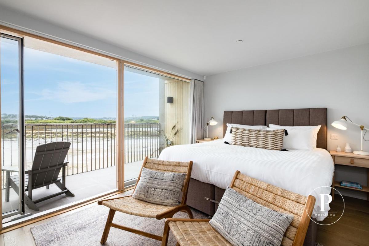 Primero Apartments - Hayle Villas - Housity
