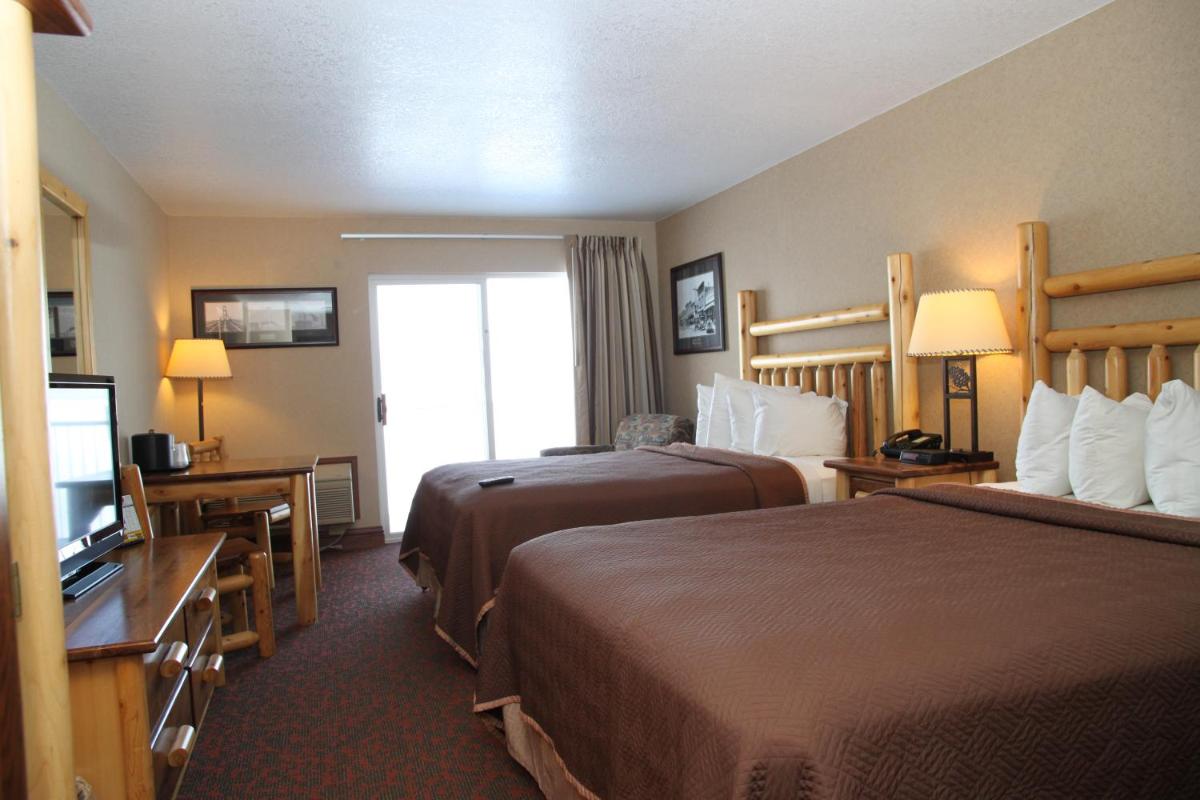 Bridge Vista Beach Hotel and Convention Center - Housity