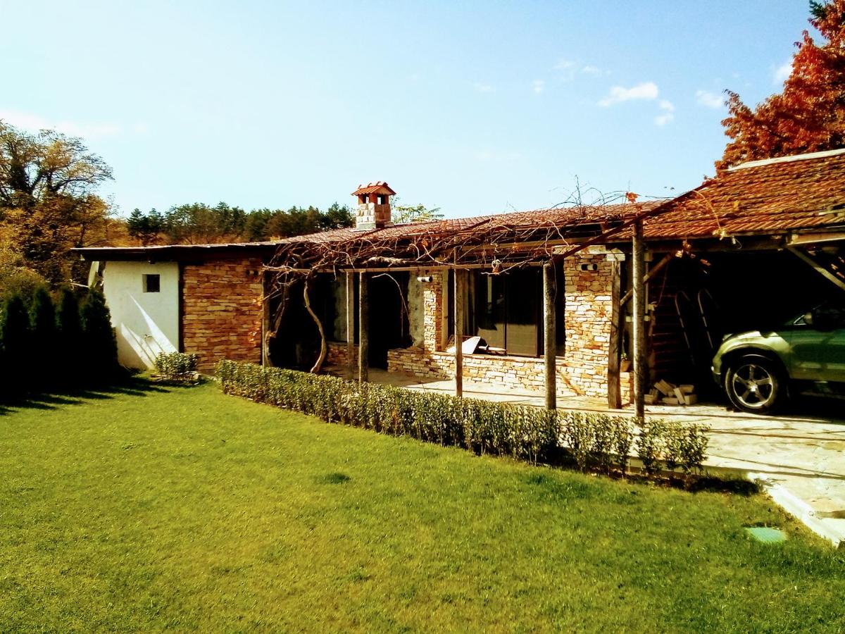 Kshcha za gosti tsveta - Housity