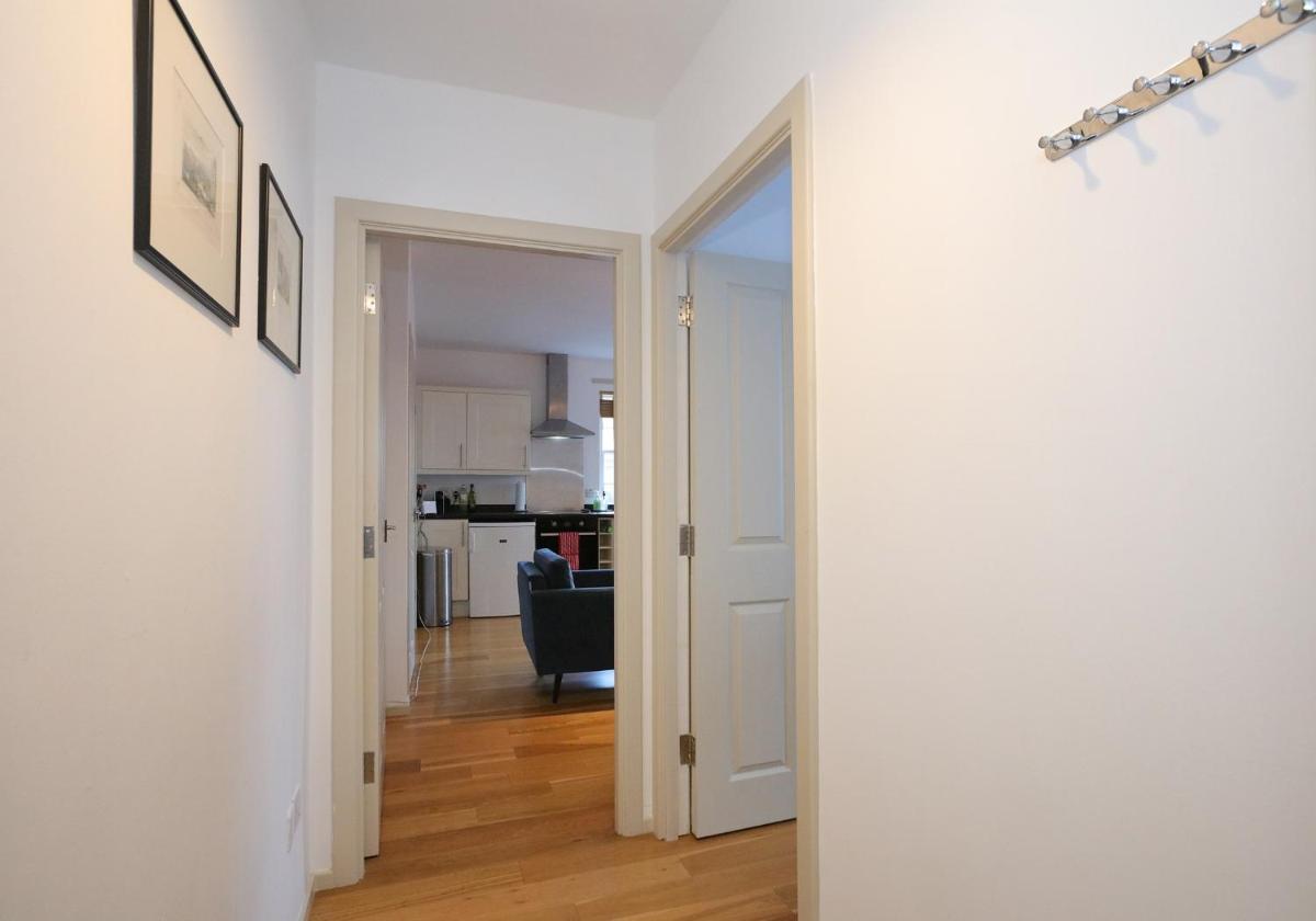 The Castle View Residence - Housity