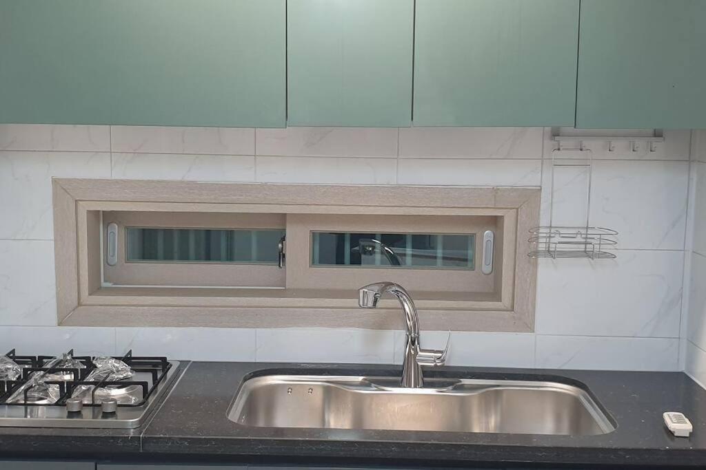 Annie House - Housity