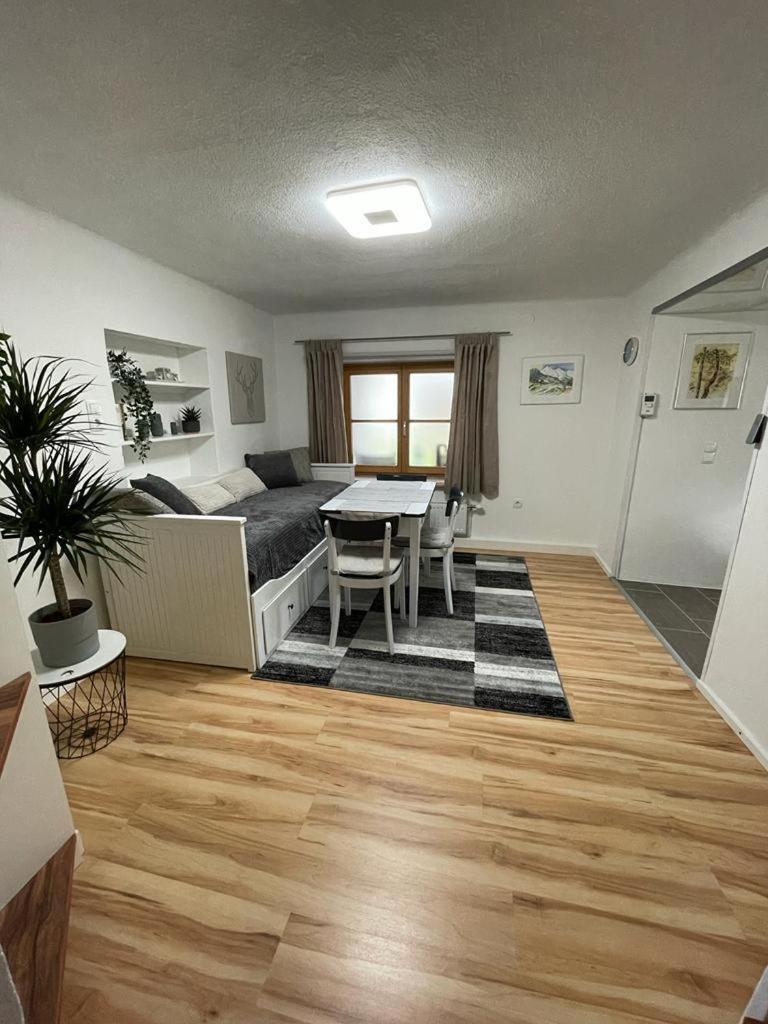 Dambach Appartement - Housity