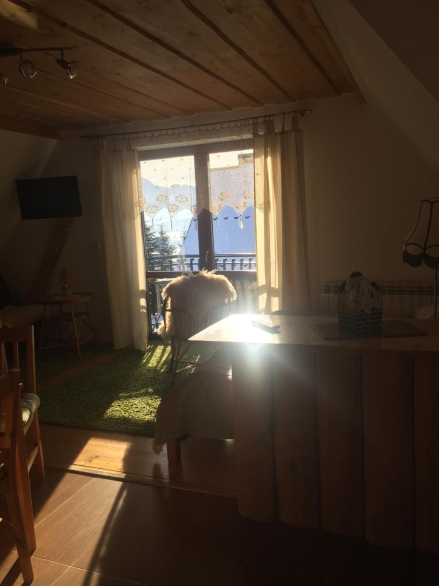Apartamenty i pokoje rodzinne - Housity