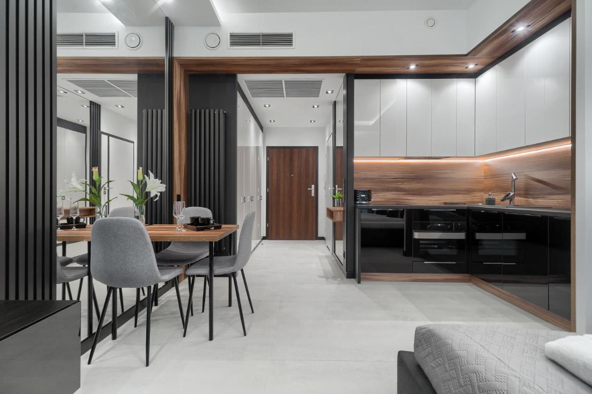 MARGI Tokyo LUX STUDIO BALCONY POOL SAUNA - Housity