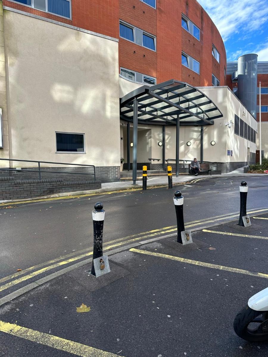 Flat with free parking in Gunwharf Quays - Housity