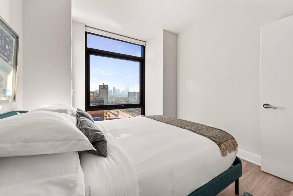 Cloud9 - West Loop The Cleo - Housity