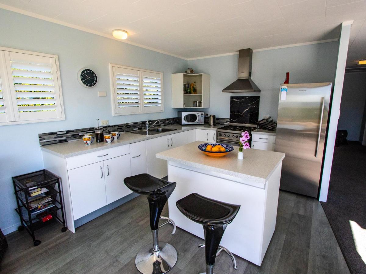 Seaside on Selwyn - Pohara Holiday Home - Housity