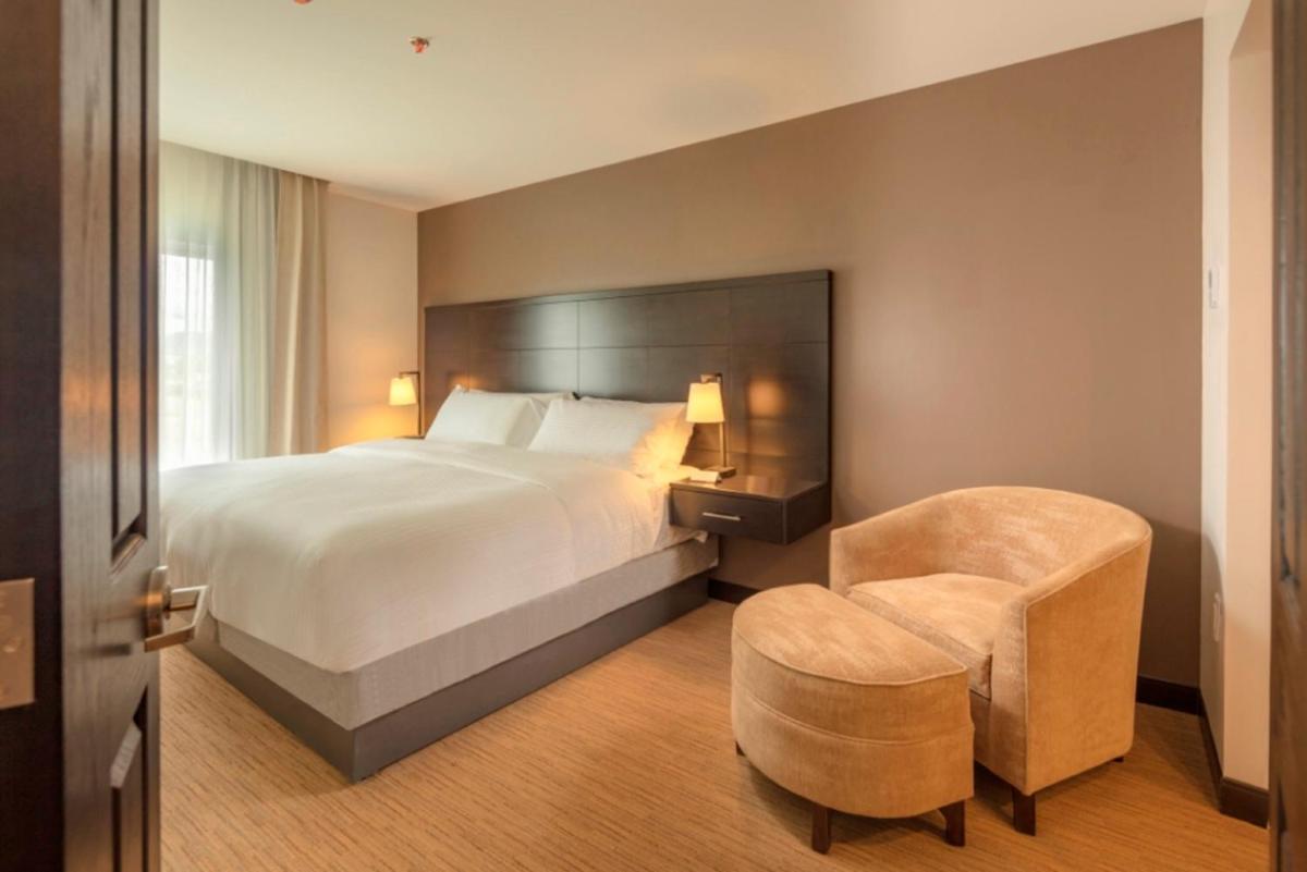 Staybridge Suites - Saltillo by IHG - Housity