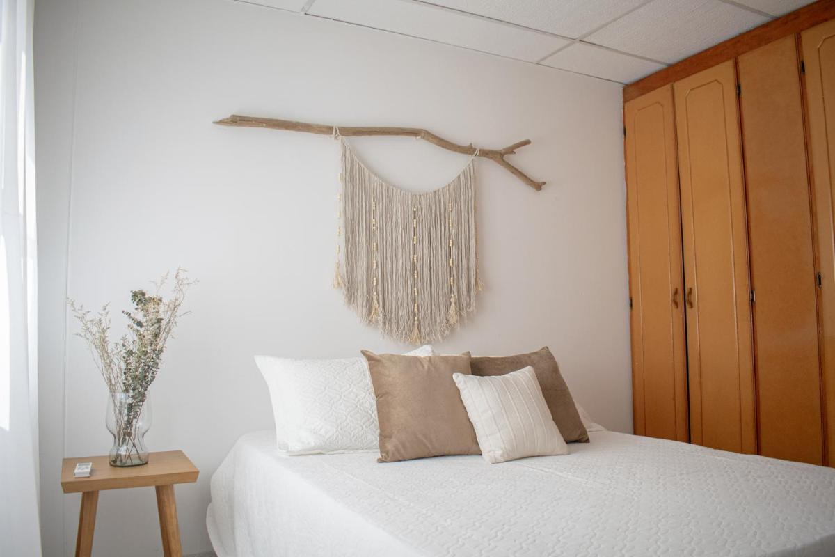 Apartamento a una cuadra de la playa parque de los novios centro - Housity