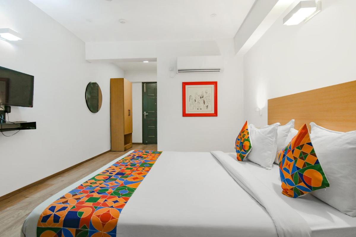 FabHotel Infinity Stays - Housity