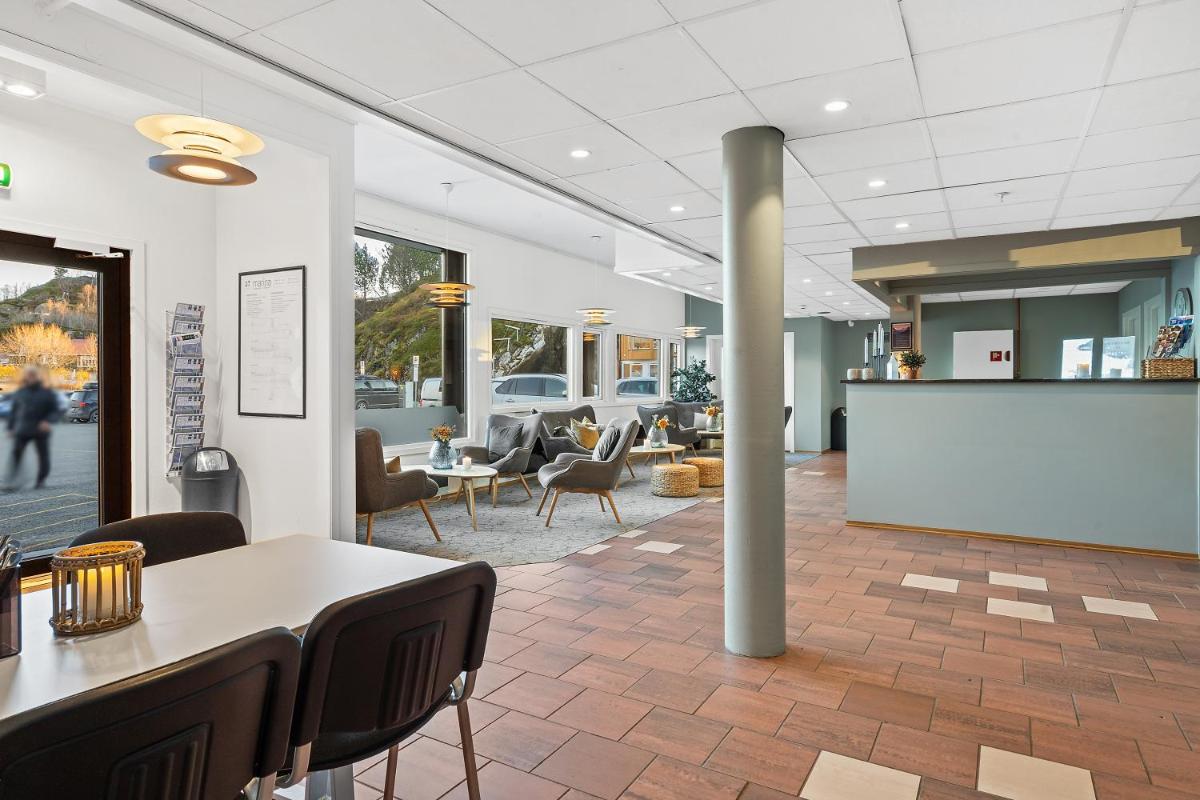 Marina Hotel Lofoten - Housity