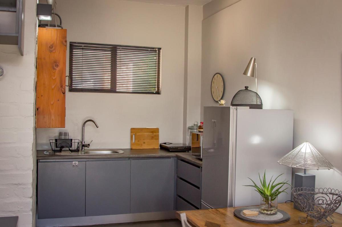 Dragon Tree - Housity