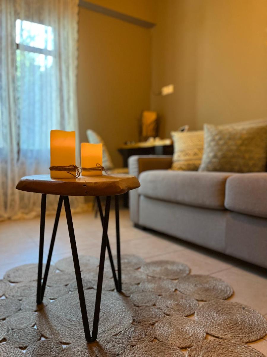 Danae Apartments - Housity