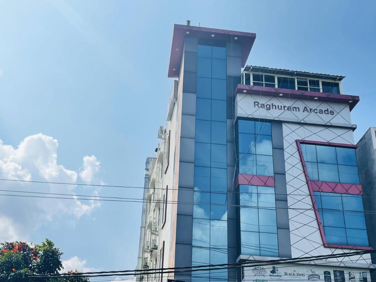 STAYMAKER Crown Residency - Housity