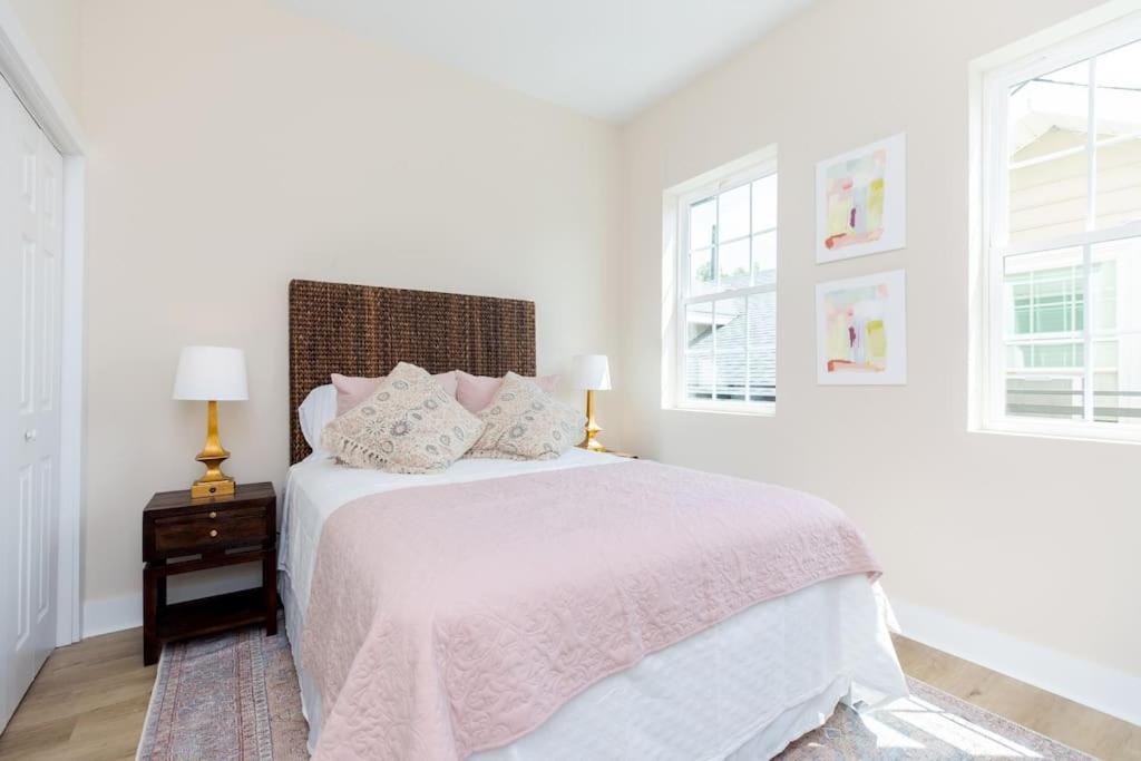 Unit 2 - In the Heart of Historic Downtown Perry - Housity