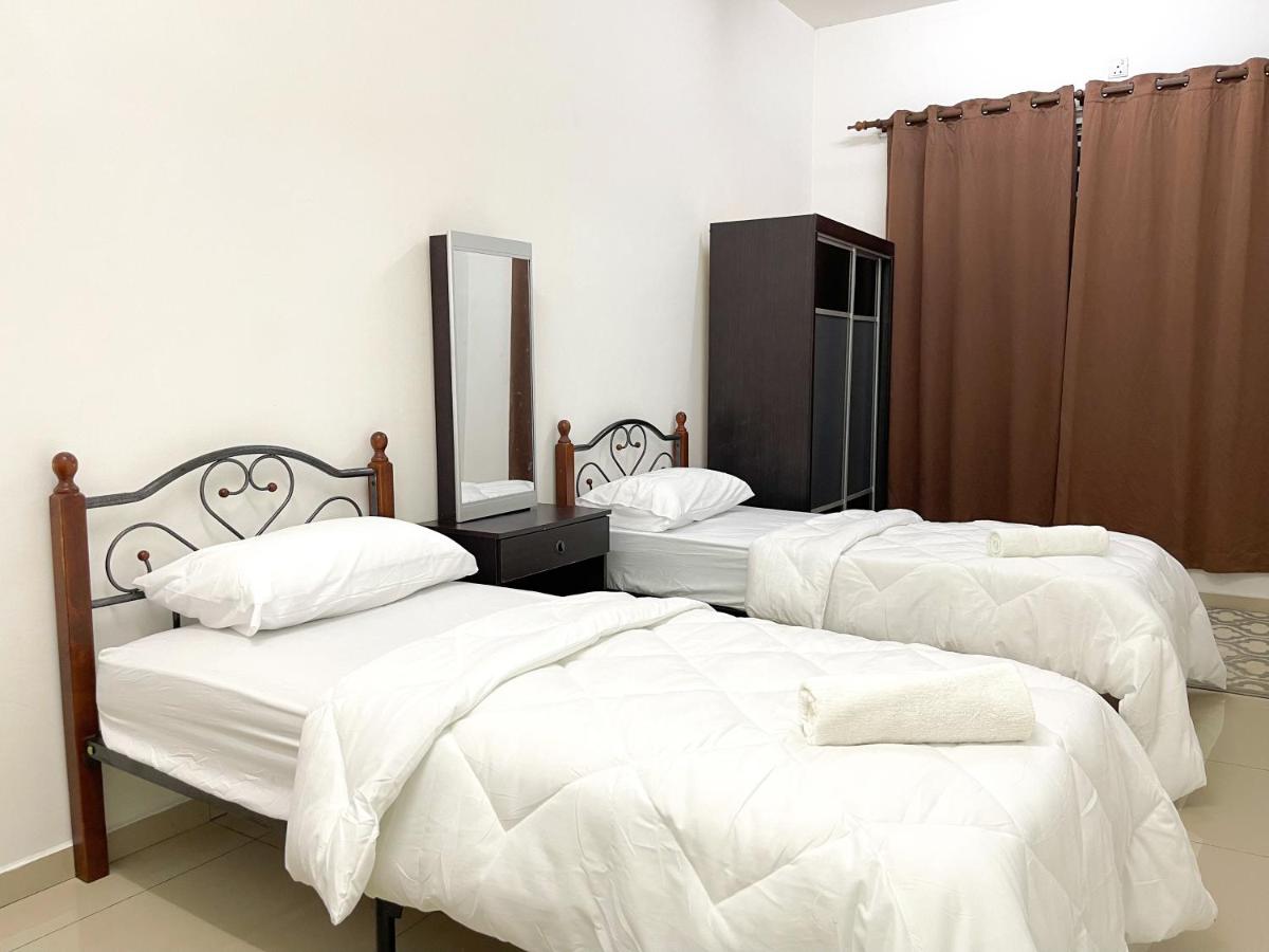 Muslim Homestay Raudhatul Jannah Bandar Sri Sendayan - Hizvo