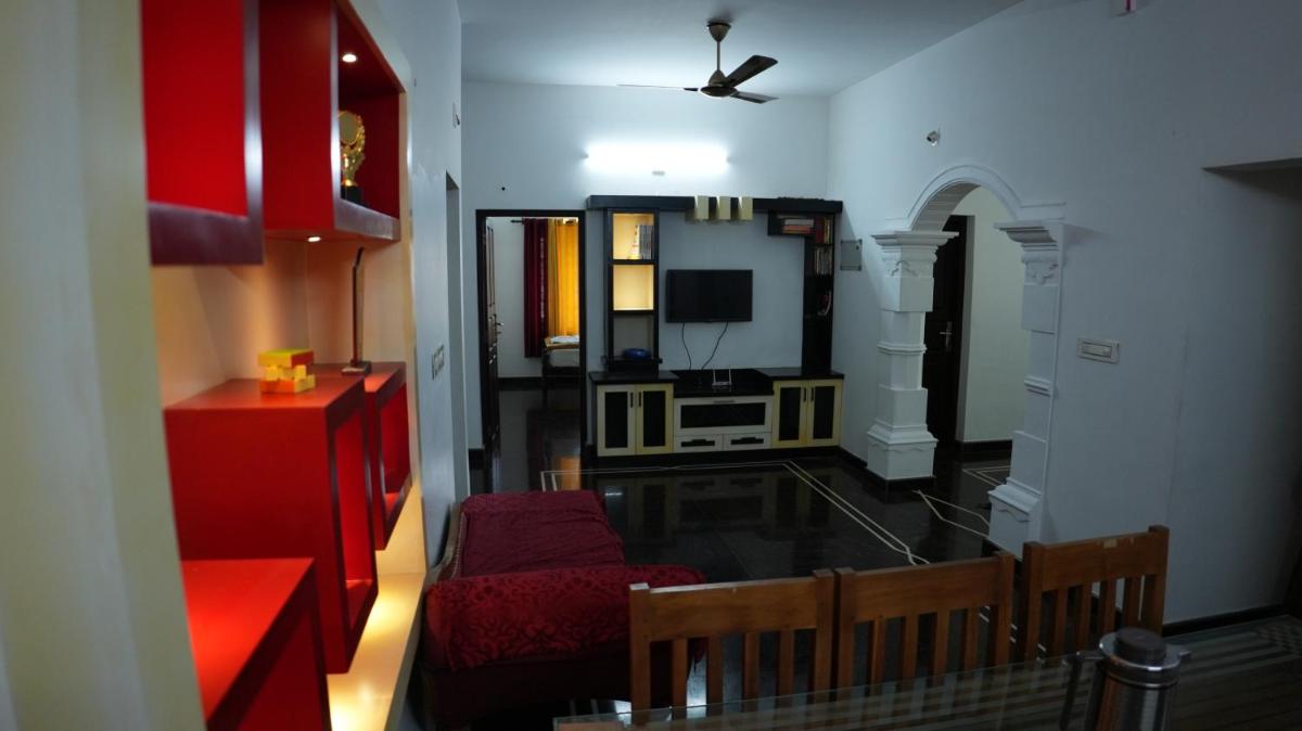 Thas apartment near rajagiri hospital - Housity