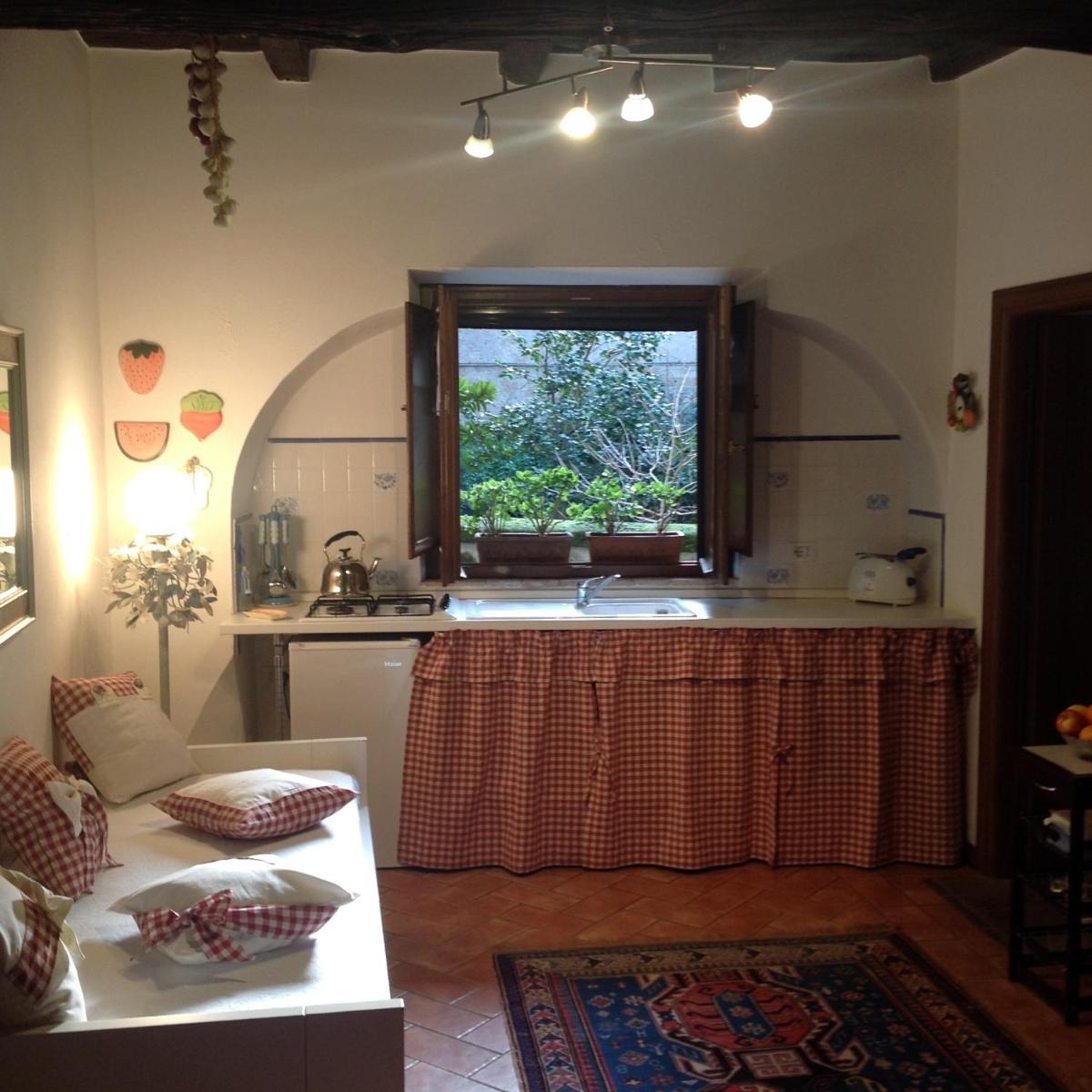 Appartamento Michelangeli-Private parking - Housity