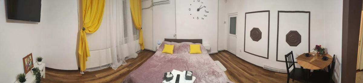 Vlad's Unirii Home - Housity