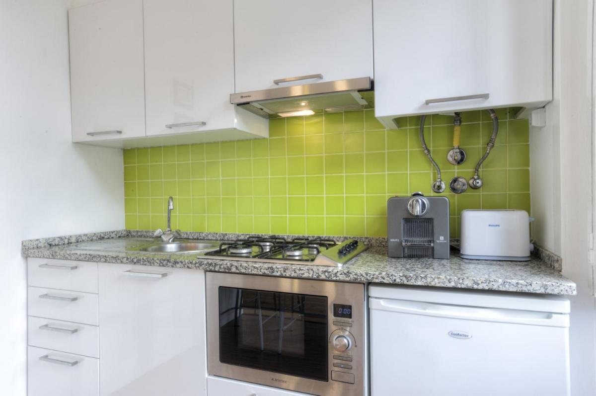 BmyGuest - Castelo Stylish Flat - Housity