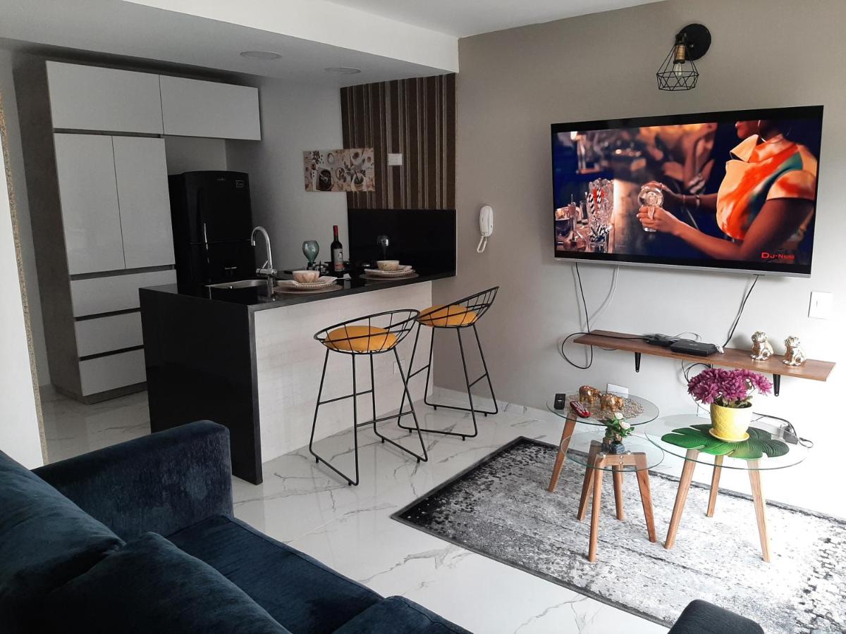 Apartaestudio Alto Living Cali, cerca a chipichape - Housity