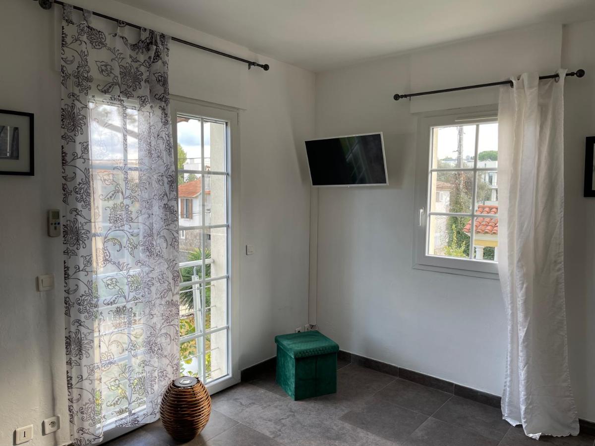 Location Studio de charme 1er étage - Housity