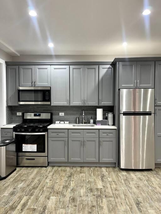 Cozy cottage in Bronx with good bedrooms - Housity