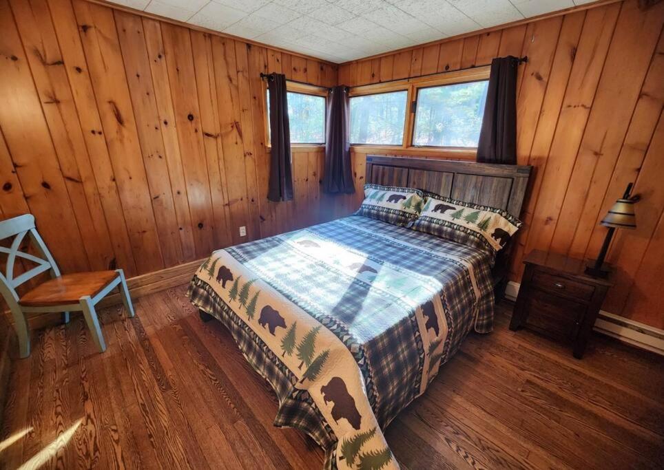 Poconos Perfect Mountain Get-A-Way located in Lake Harmony! SR340 - Housity