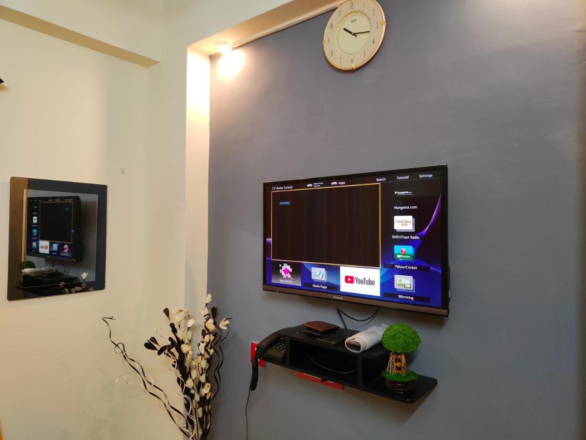 NidhiKunj - Entire Apartment - Housity