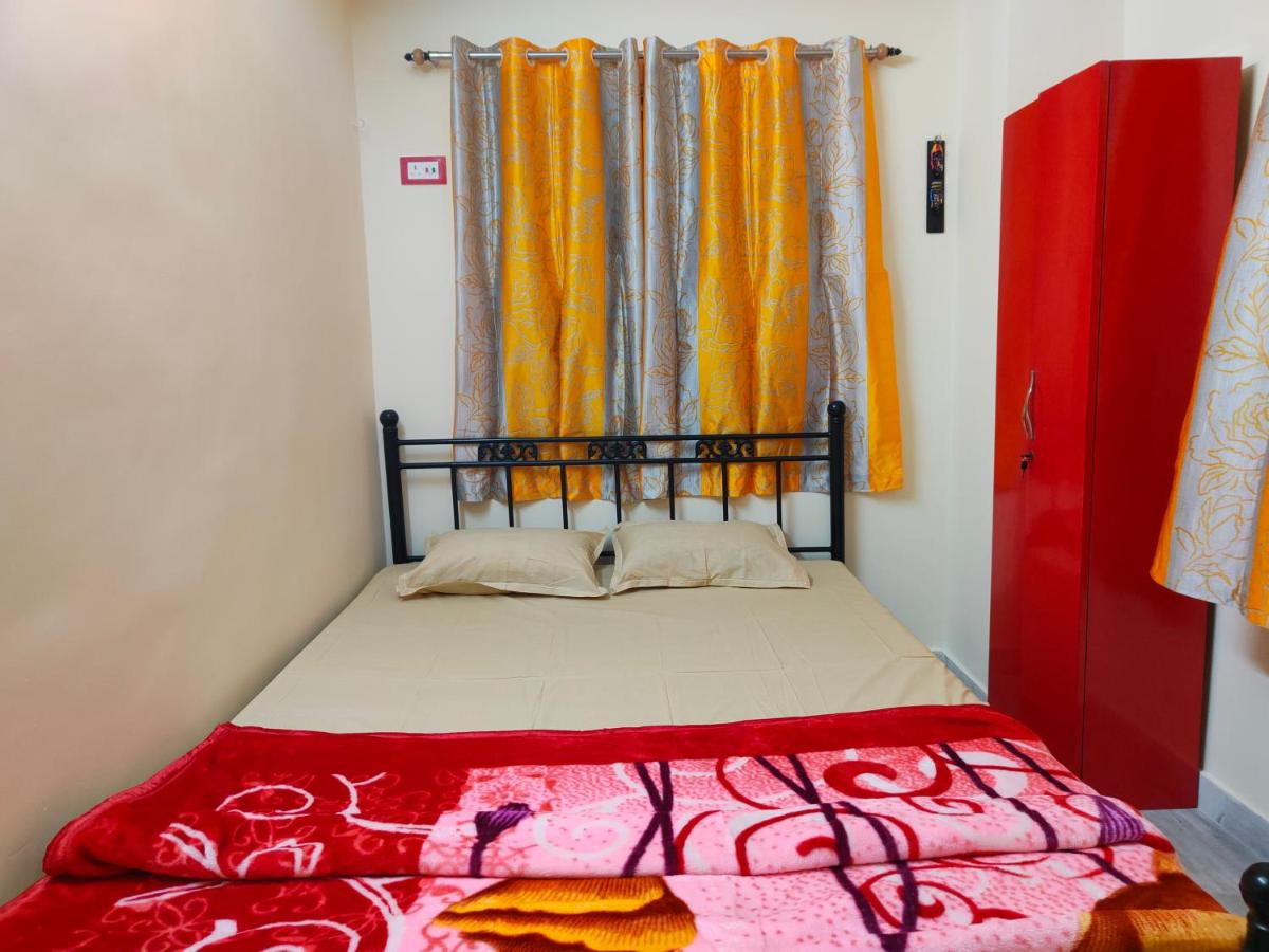 NidhiKunj - Entire Apartment - Housity