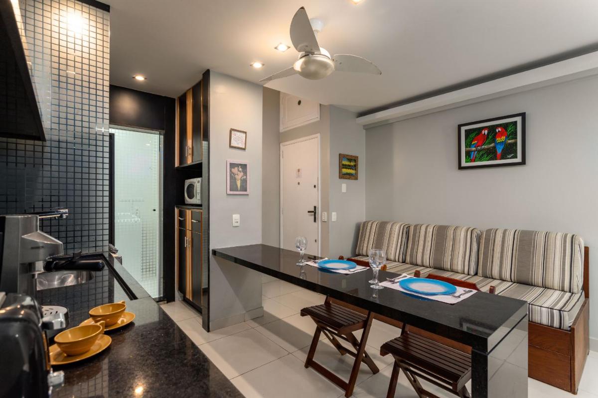 Charmoso em Copacabana - 1 Quarto - JN301 Z2 - Housity