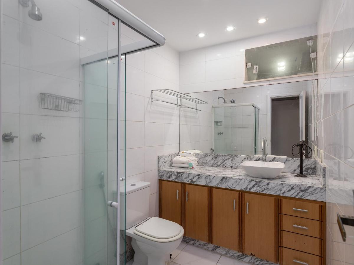 Charmoso em Copacabana - 1 Quarto - JN301 Z2 - Housity
