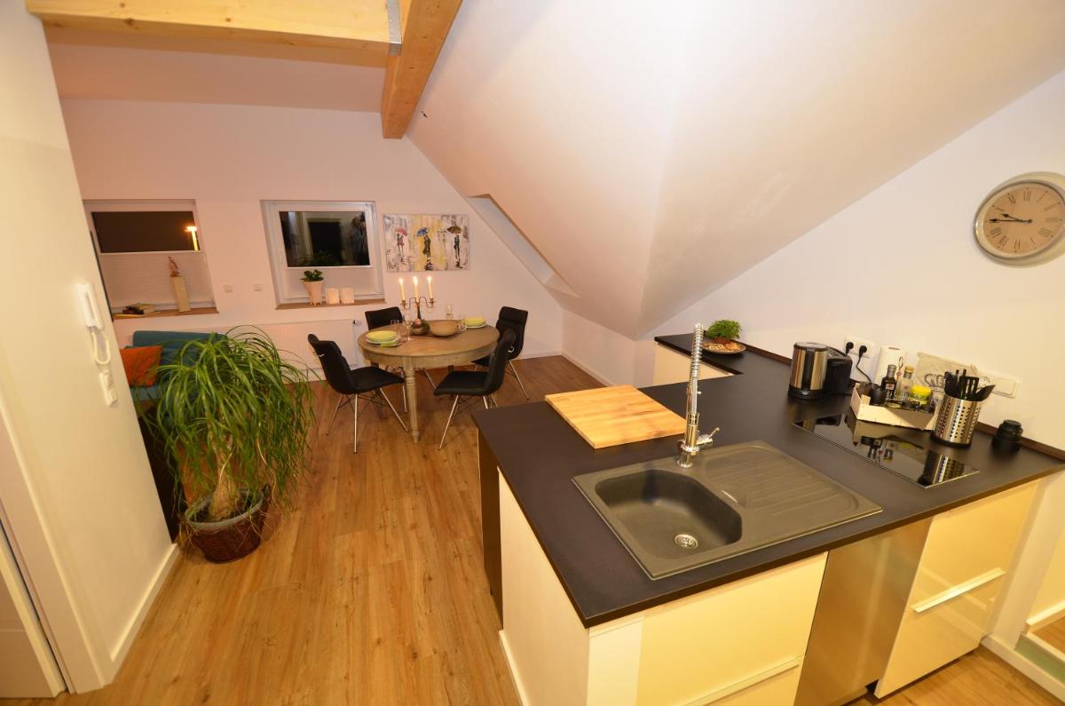 Kleine Villa - Housity