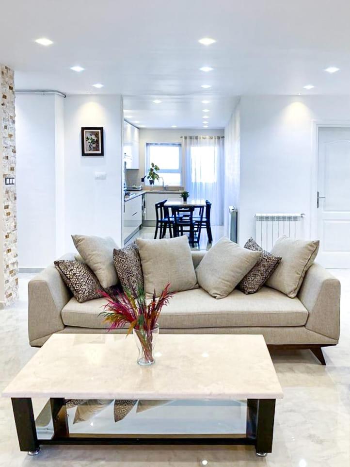 Appartement 3 chambres séjour équipé El Bouni près Annaba - Housity