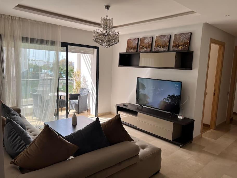 Superbe appartement avec piscine - Housity