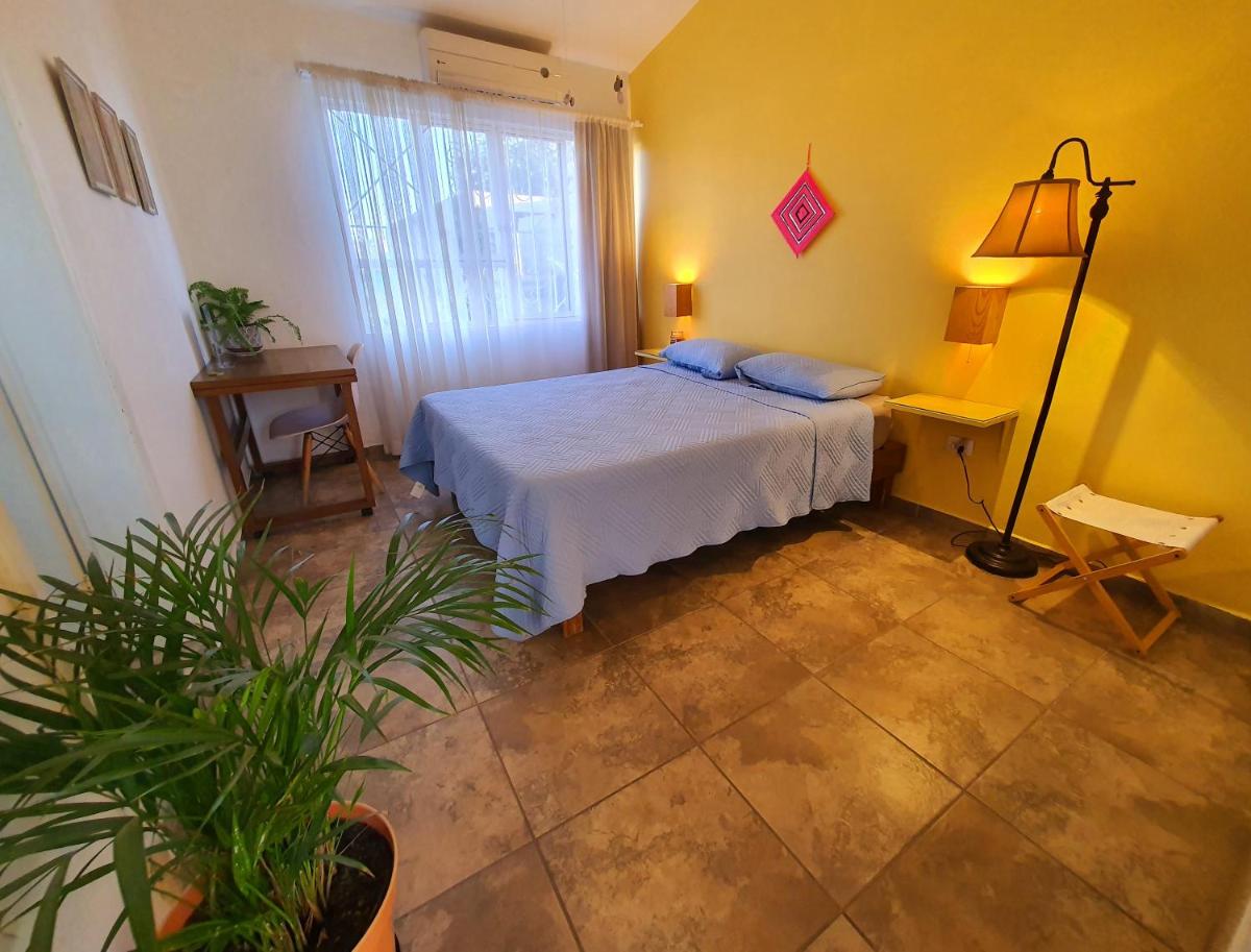 Adventure Inn La Paz - Housity