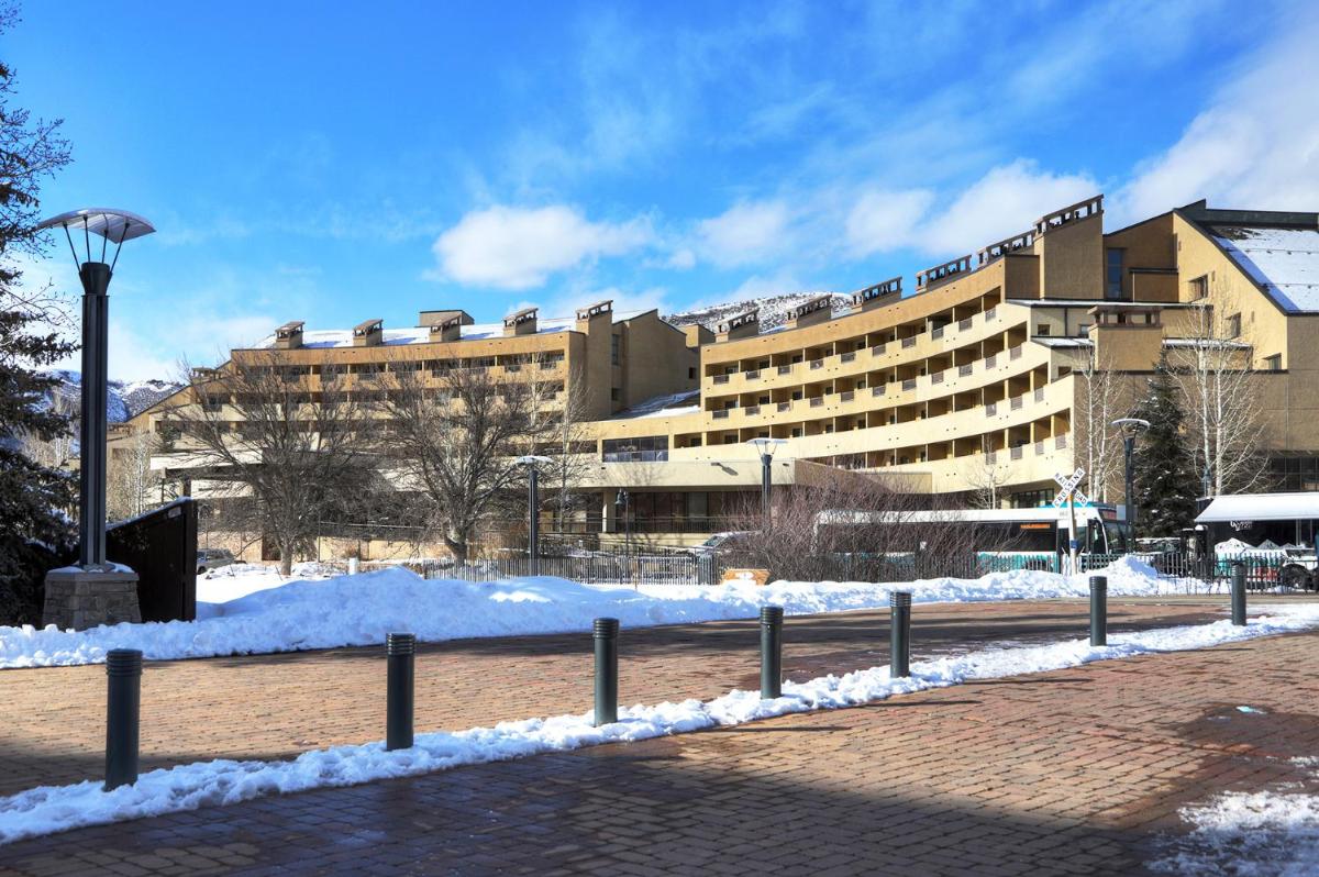 Seasons at Avon - Housity