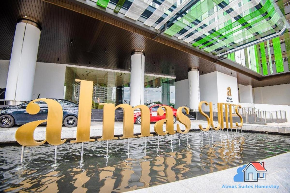 Almas Suites @ Puteri Harbour - Housity