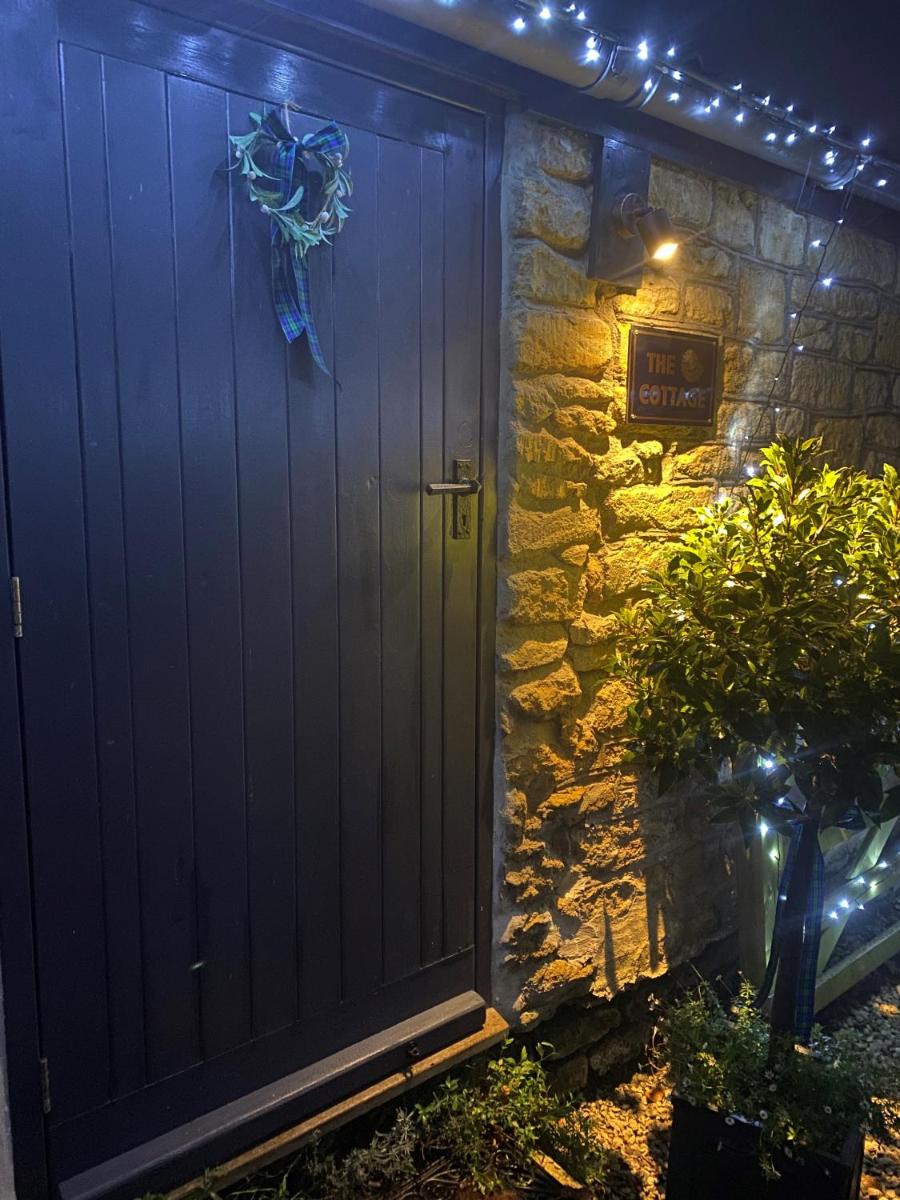 The Cottage at Churchill Farm - Housity