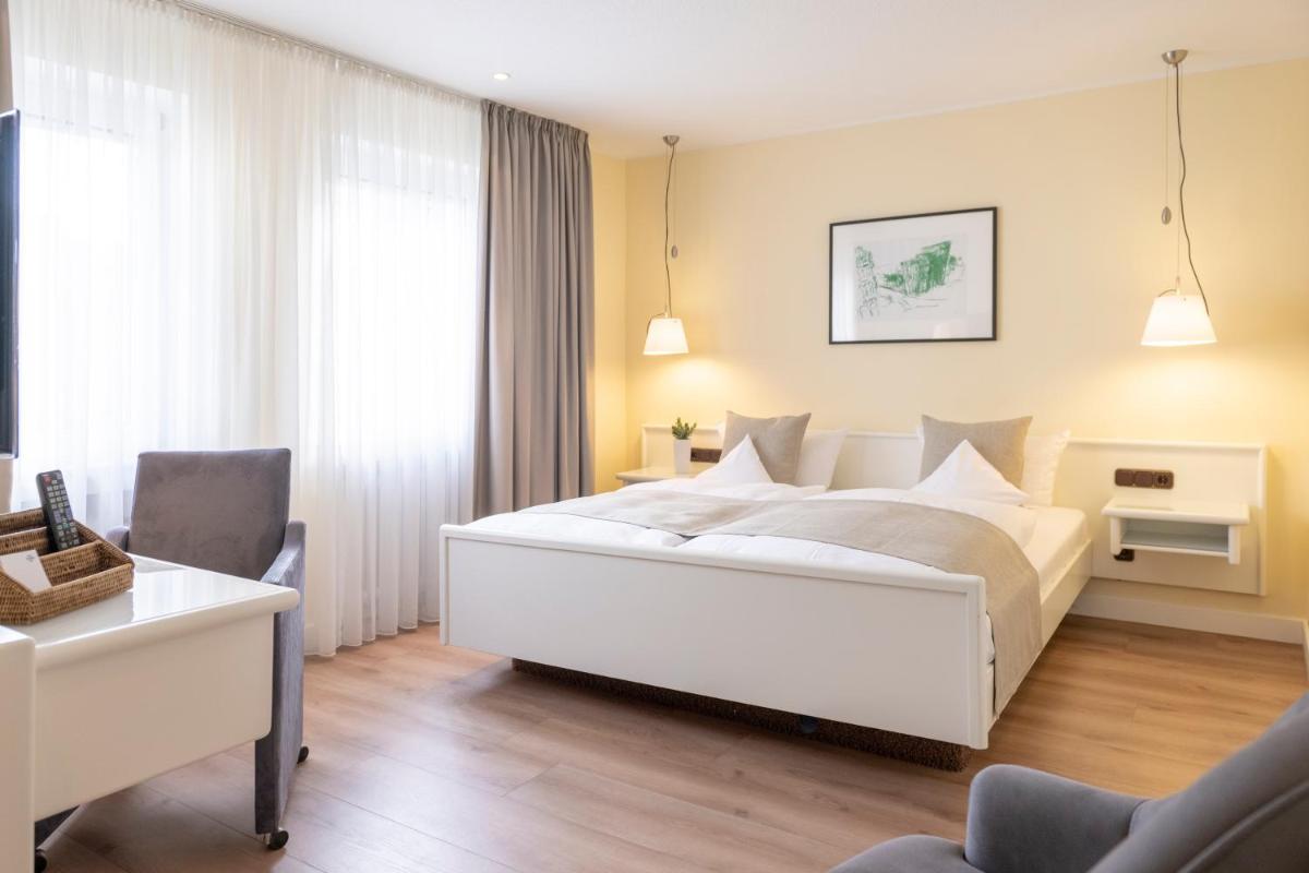 Hotel Deutscher Hof - Housity
