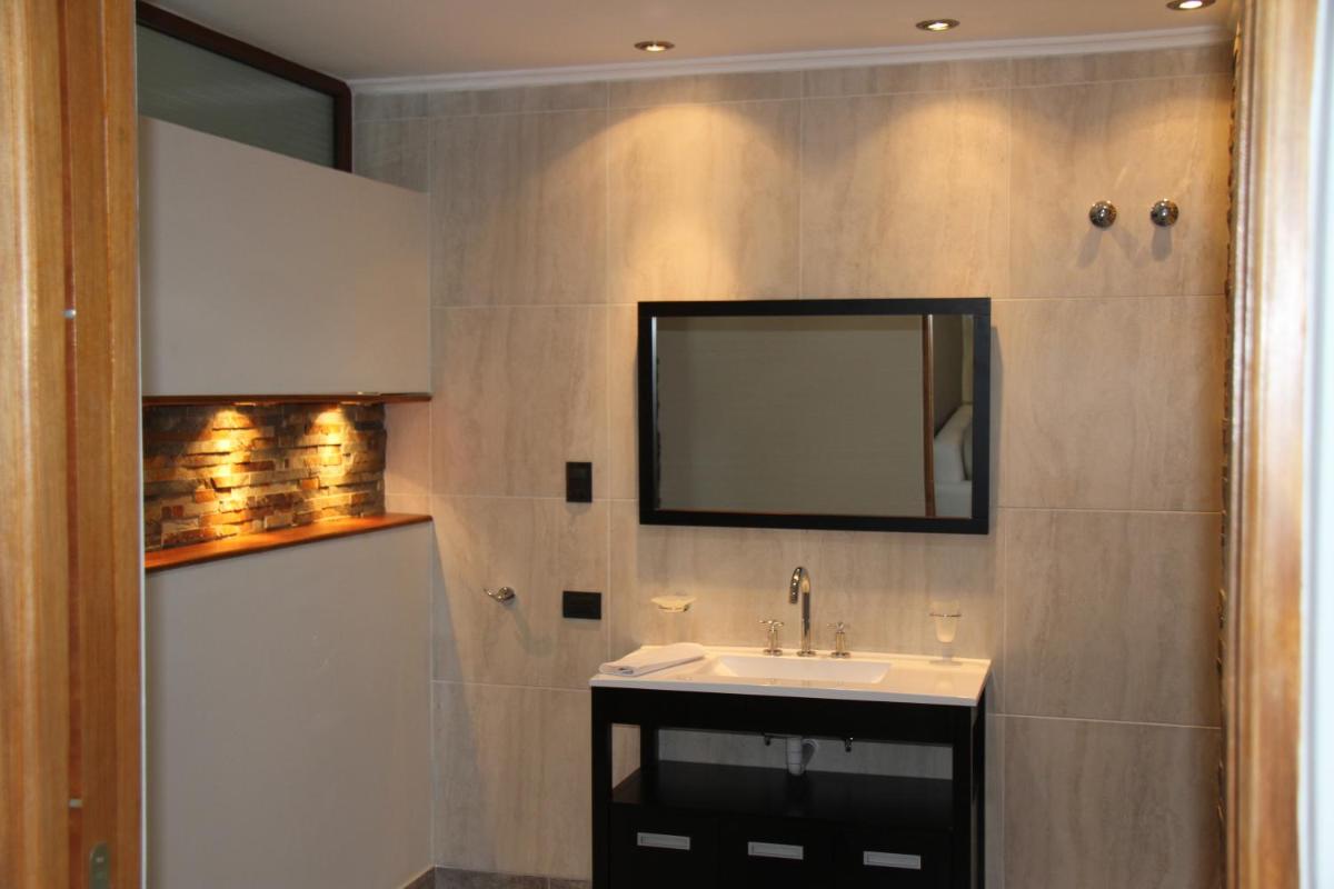 Tower Rock Puerto Deseado Superior - Housity