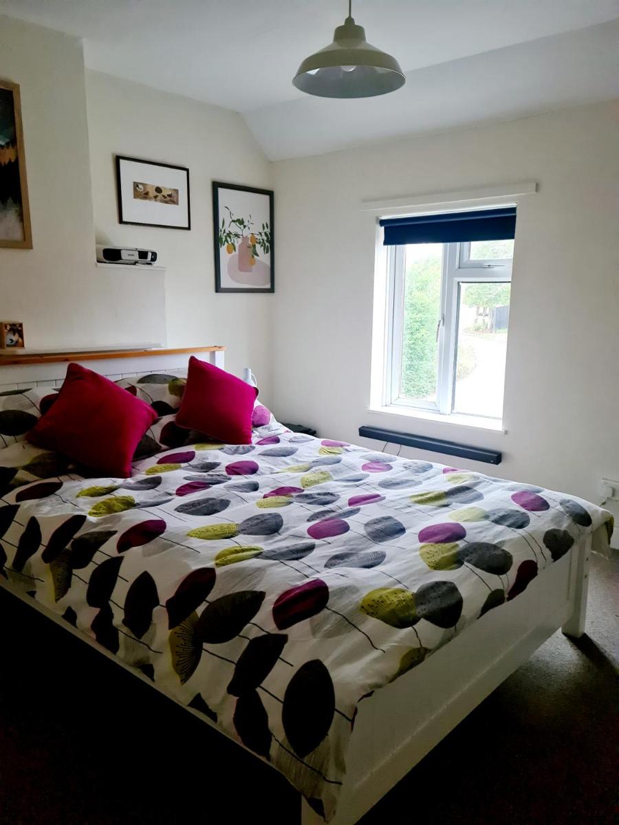 Charming Kintbury Cottage - Housity