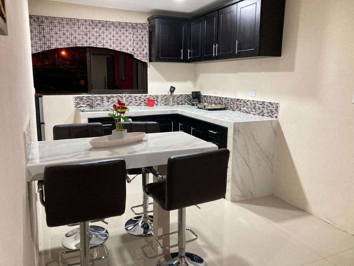 Suitetrails - Hospedaje Ana Lu, Only 10 minutes from airport