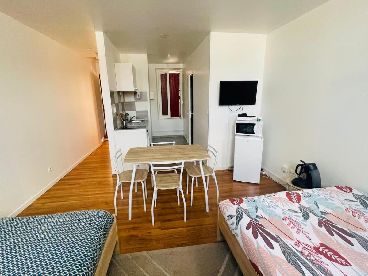 Studio meublé Verdun - 3ème étage, Verdun - Housity