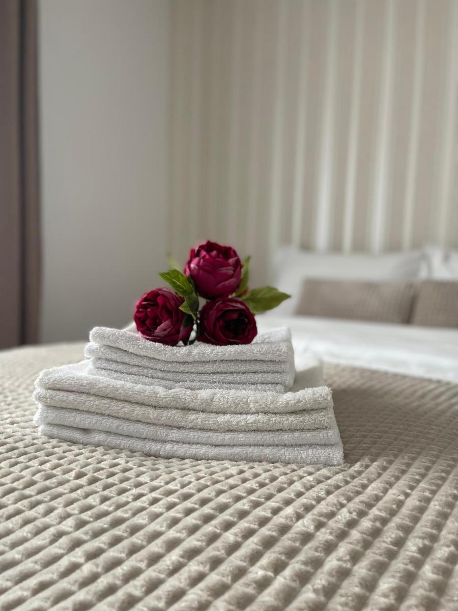 Guest House-Straja Lupeni - Housity